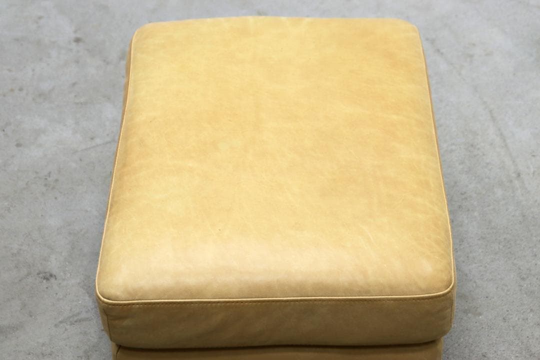 ウニコ ホクストン 本革 オットマン スツール チェア モダン 1