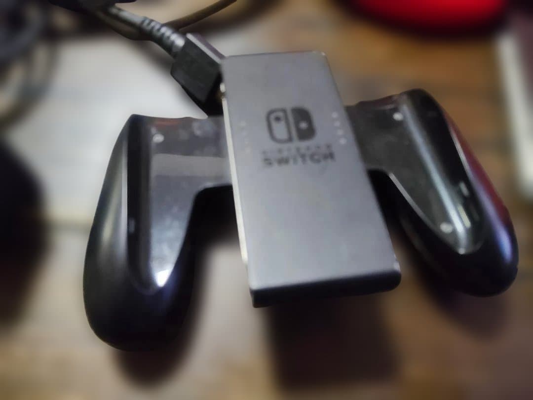 【おまけ付】Nintendo Switch 付属品完備 +マリカーハンドル