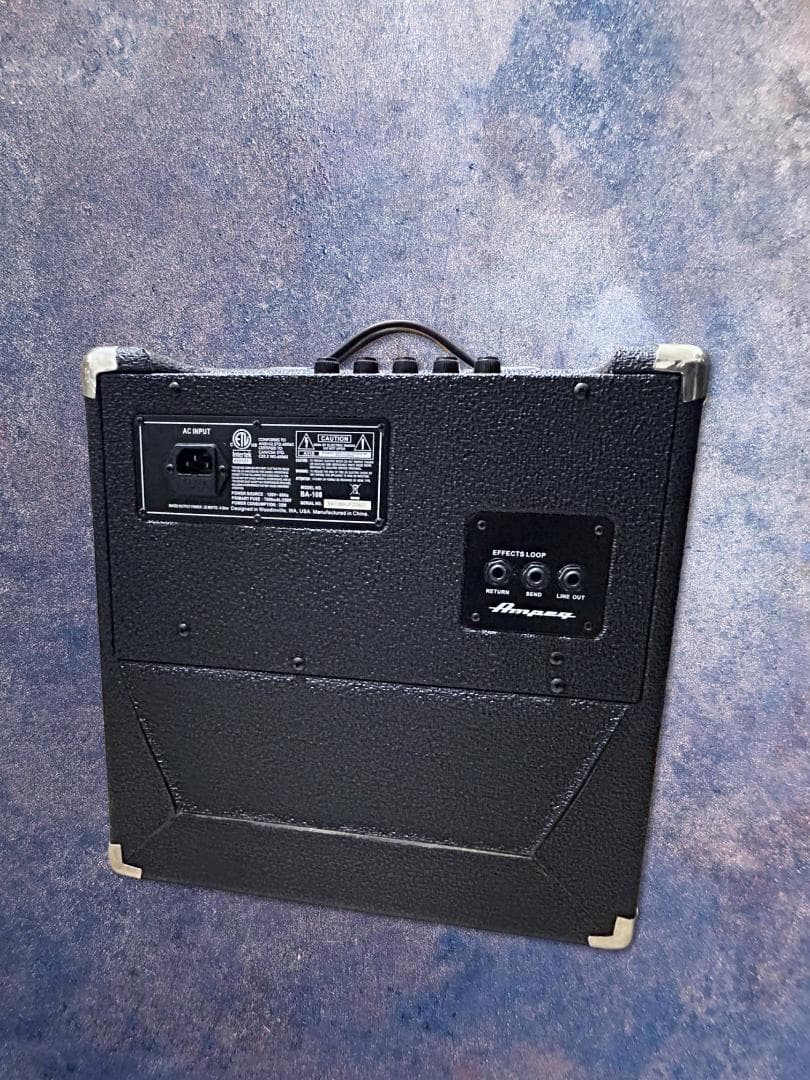 【連休限定値引！】Ampeg BA-108 / ベース用アンプ