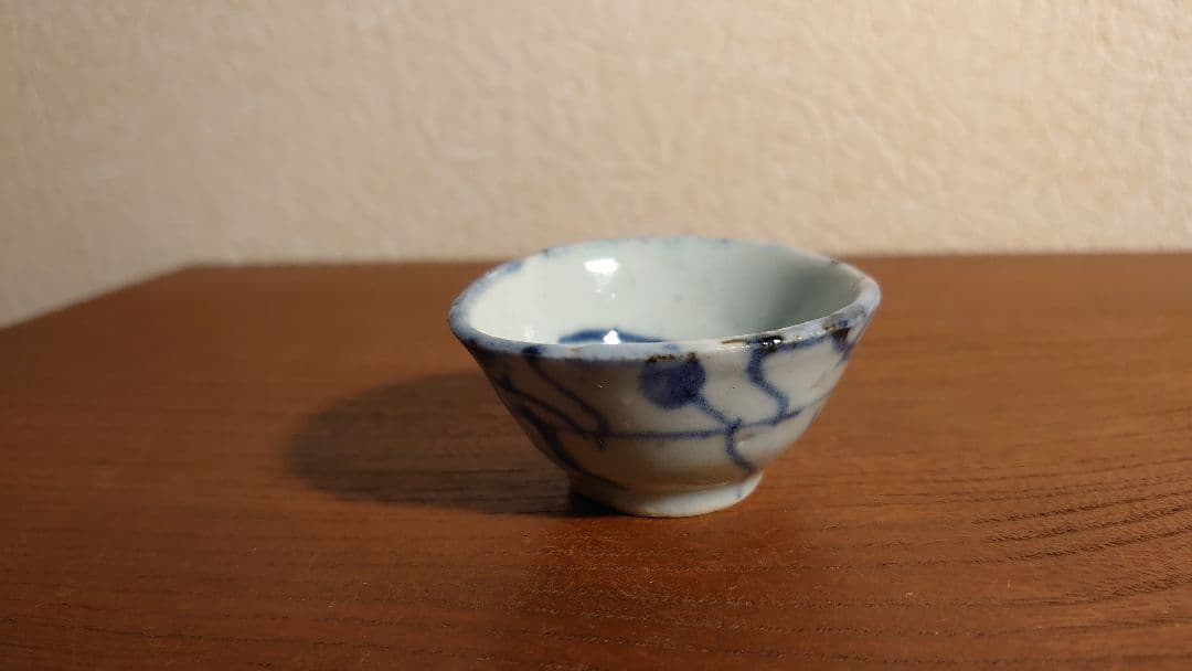 古染付　盃　李朝　古玩　ぐい呑み アンティーク李朝　鑑賞陶器　コレクター　１客