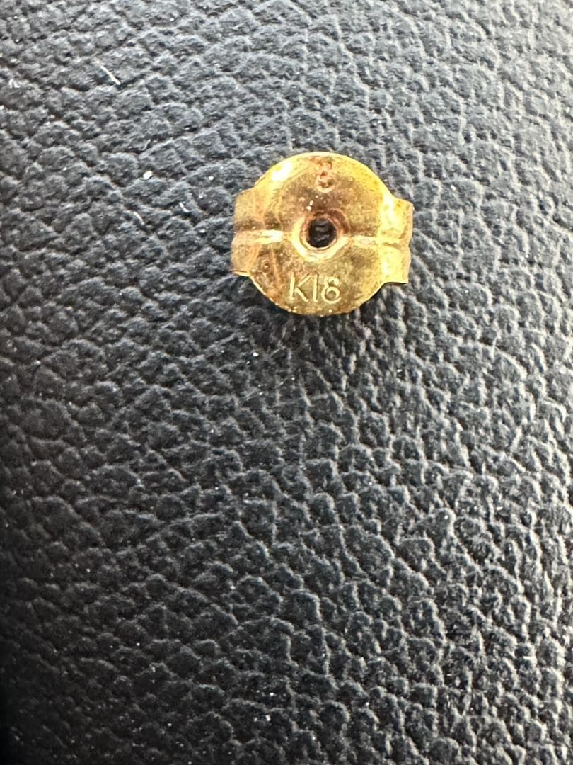 【未使用】K18 オパール 十字架 ピアス 0.4g