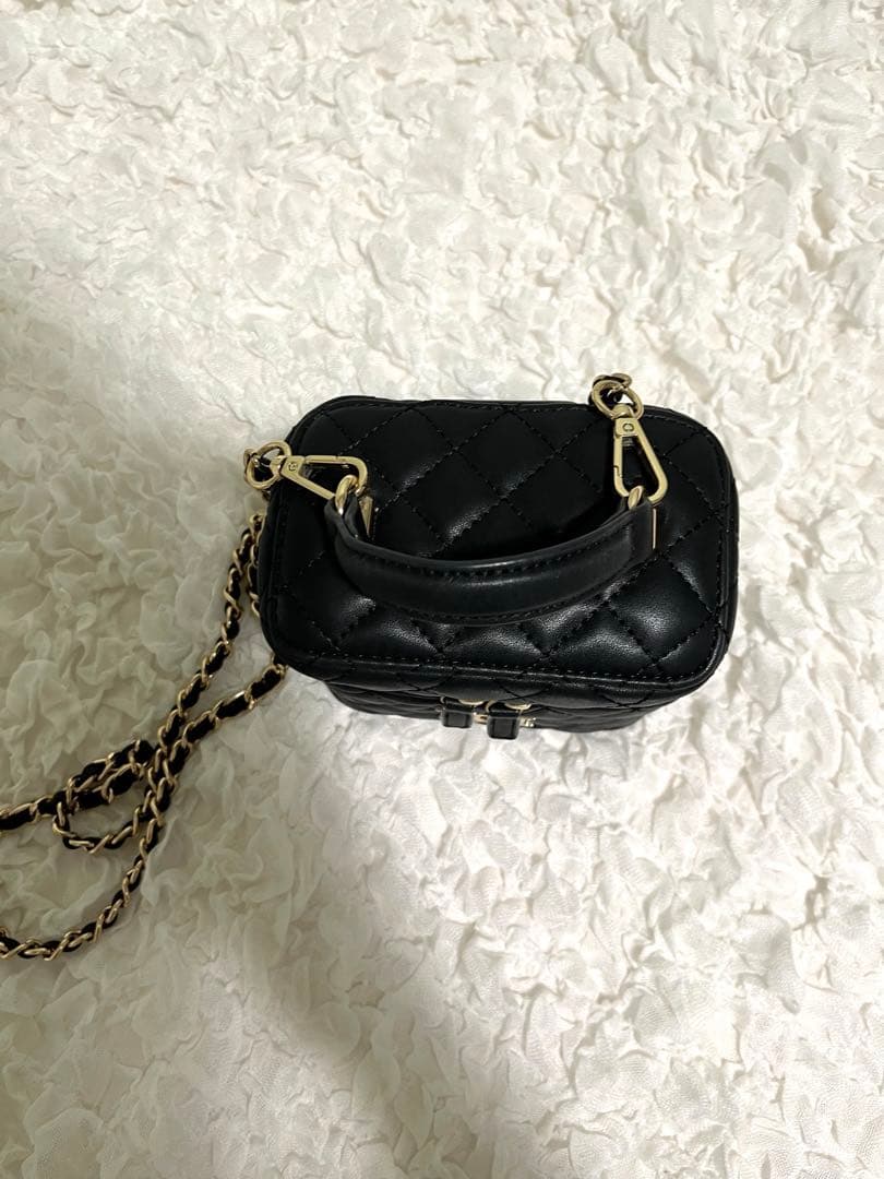 Darich ダーリッチ キルティングスクエアミニバッグ シルバーパーツ