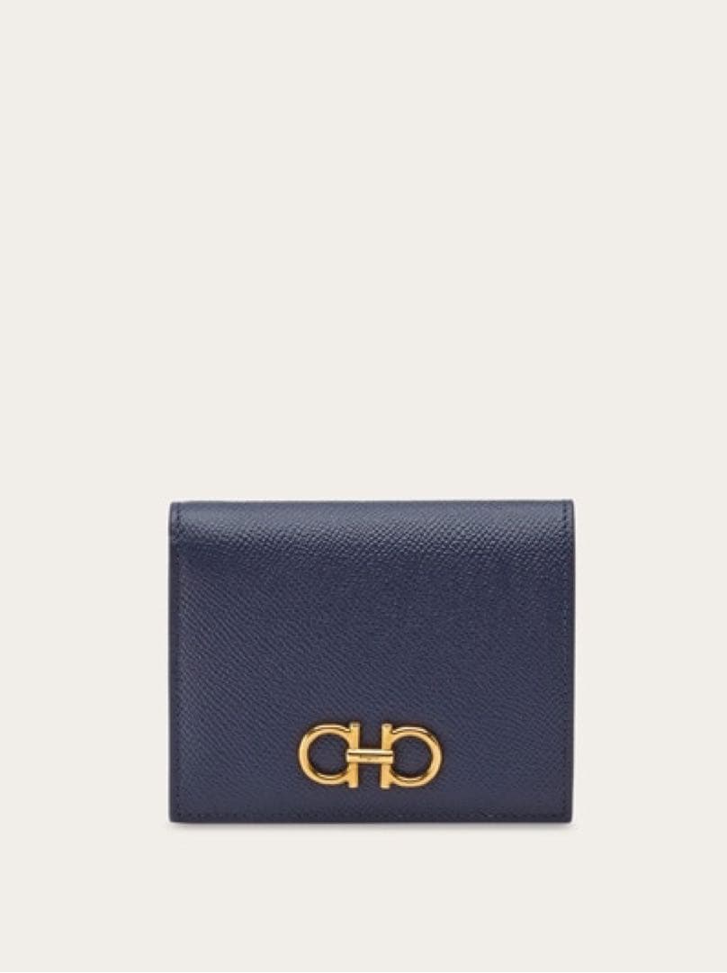はるSalvatore Ferragamo 二つ折り財布