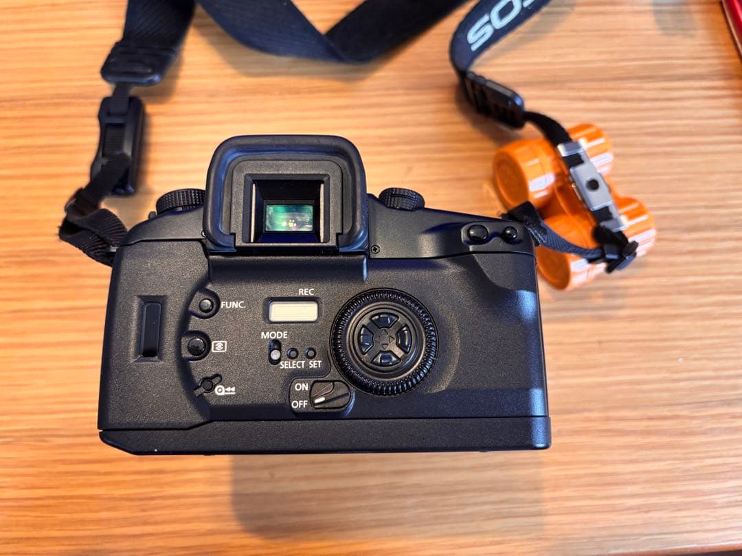 Canon EOS 7 一眼フイルムカメラ ボディ