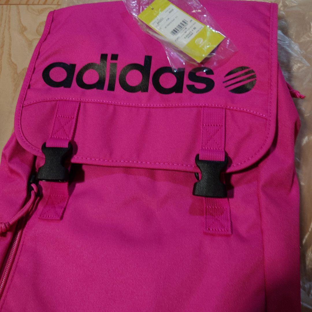 ももクロ ポシュレ 初代adidasリュック 佐々木彩夏 あーりん ピンク