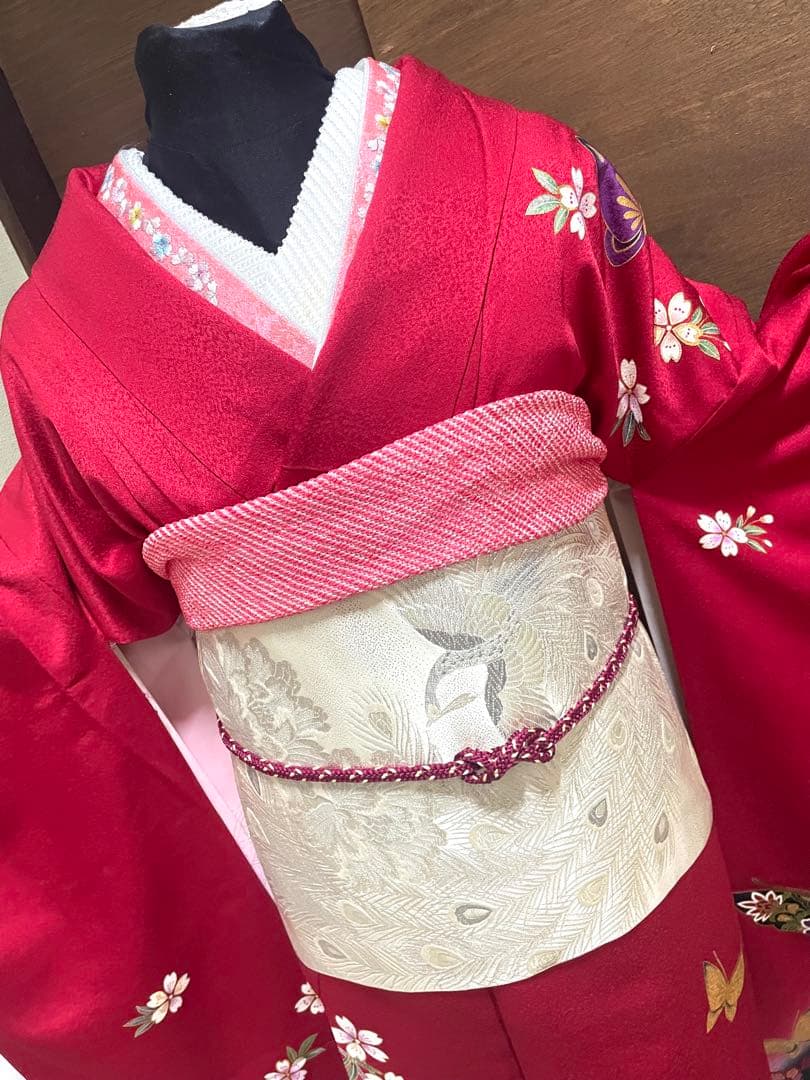 振袖フルセット6点M〜Lサイズ振袖 蝶と花の刺繍　正絹　送料込み