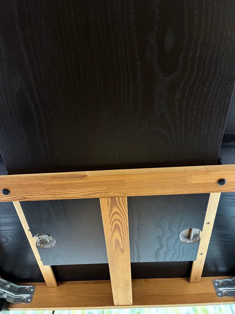 IKEAダイニングテーブル伸縮式4～8人用　ビュルスタ　引取りか発送は相談