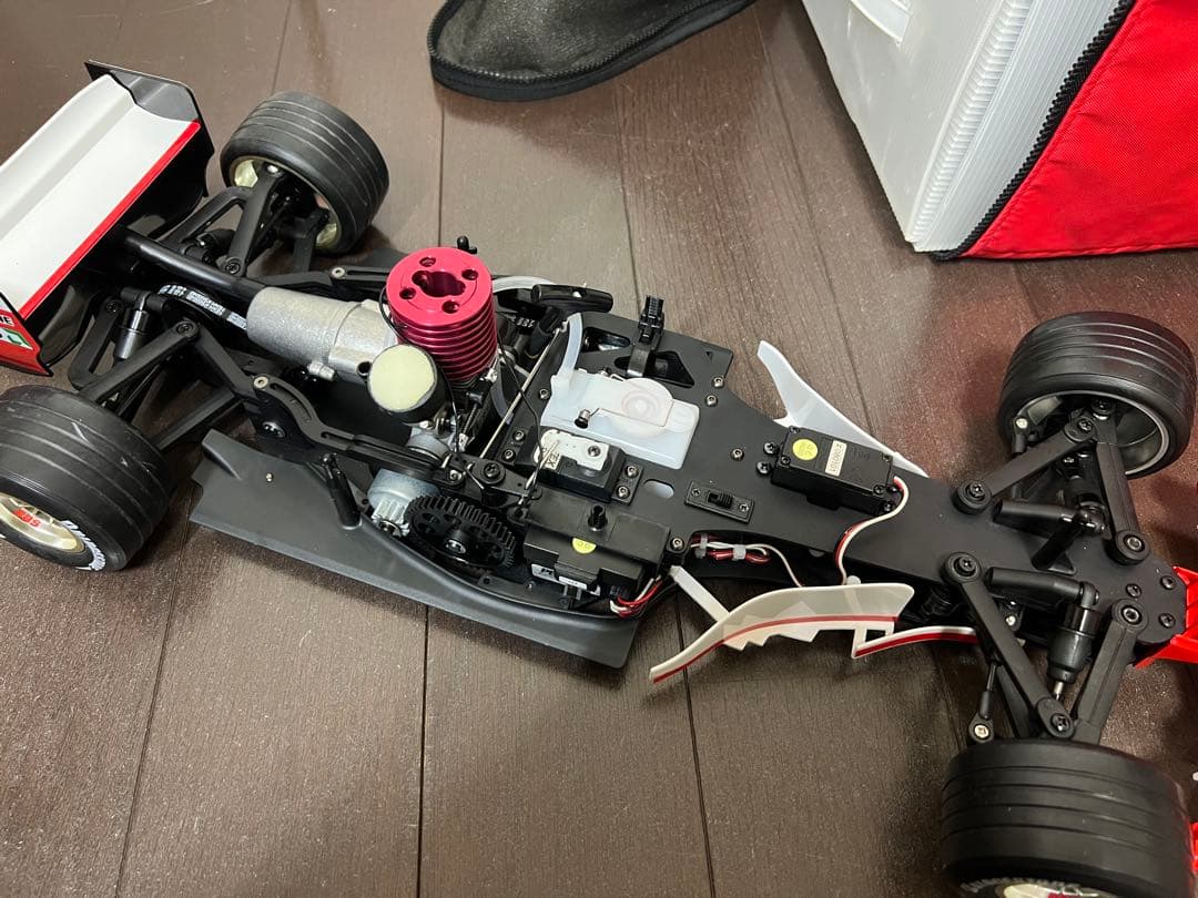 デアゴスティーニ　フェラーリf2004 エンジンカー　未走行　フルセット　超美品