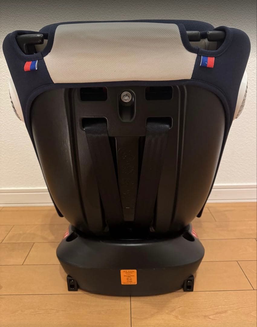 vasacava チャイルドシート isofix 新生児〜12歳用