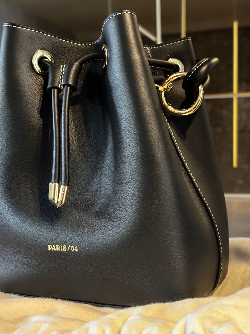 新品！ ブラック バケットバッグ