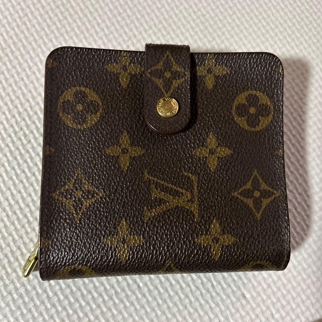 ルイヴィトン モノグラム コンパクトジップ 二つ折り財布 正規品