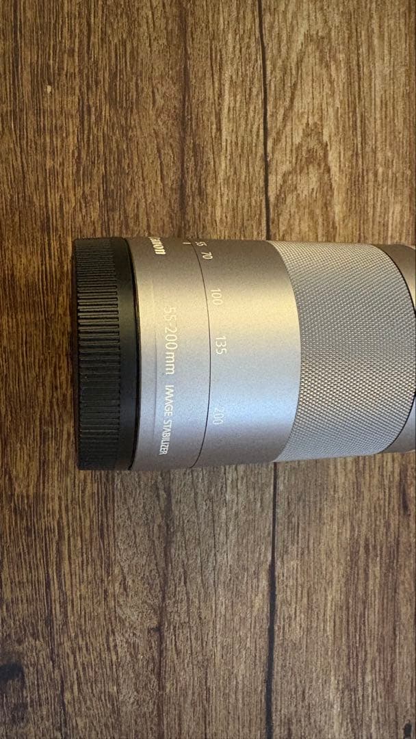 Canon EF-M 55-200mm ズームレンズ