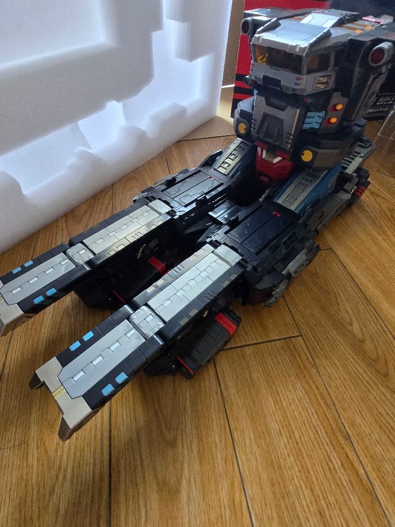 ダイアクロン　ロボットベース　陸上機動戦艦　グランドダイオン