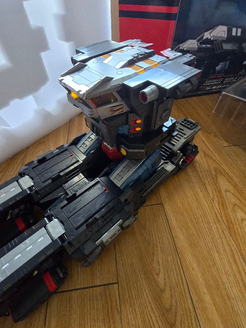 ダイアクロン　ロボットベース　陸上機動戦艦　グランドダイオン