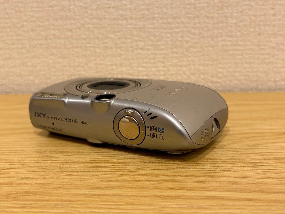 デジタルカメラ Canon IXY Digital 820 IS 037