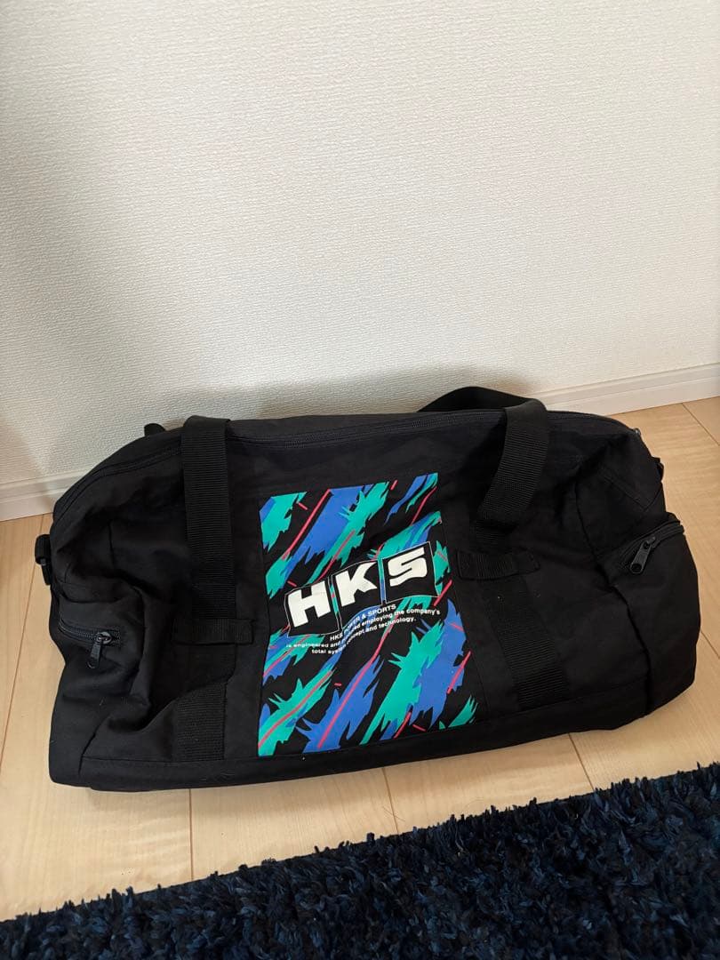 HKS ボストンバッグ 黒/マルチカラー（非売品）