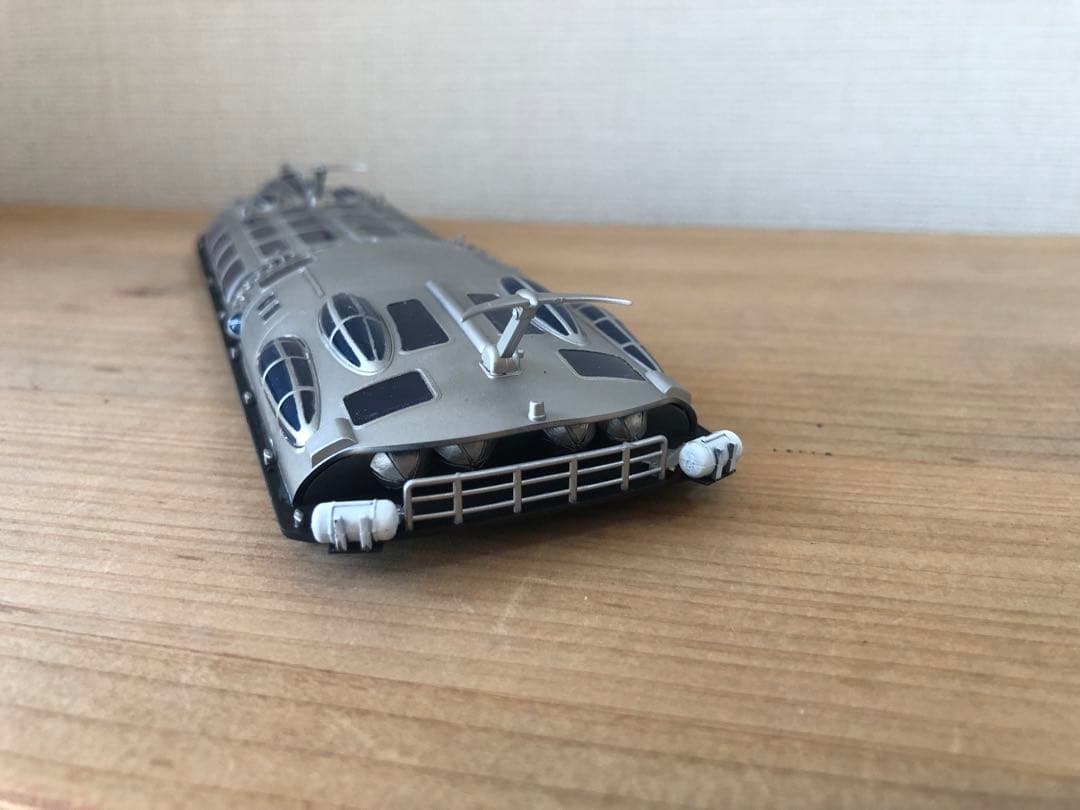 未来型水上バス　ヒミコ　プラモデル