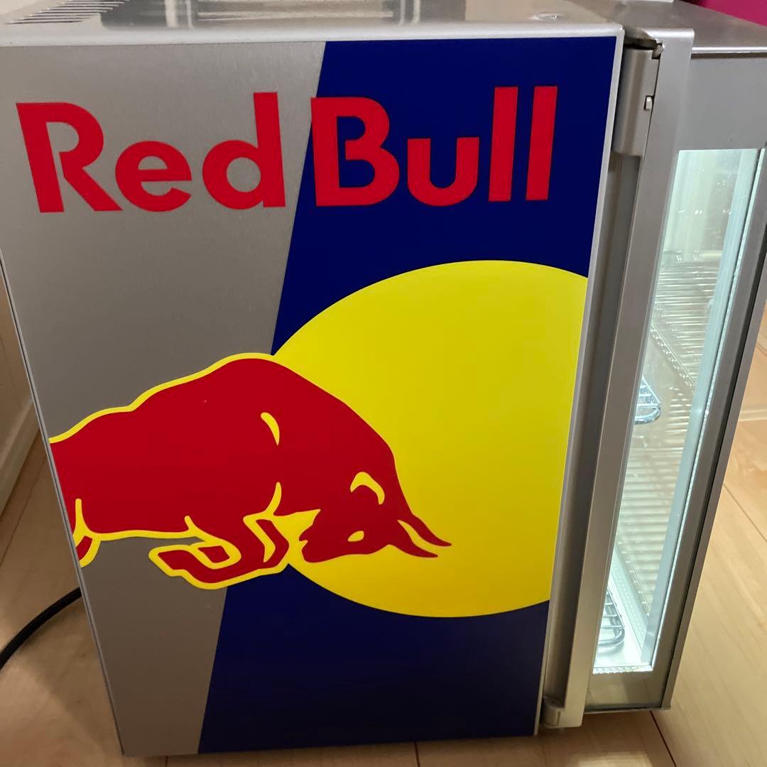 RedBull レッドブル冷蔵庫