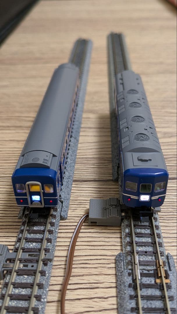 TOMIX 92818 24系25 100形特急寝台客車（銀帯）