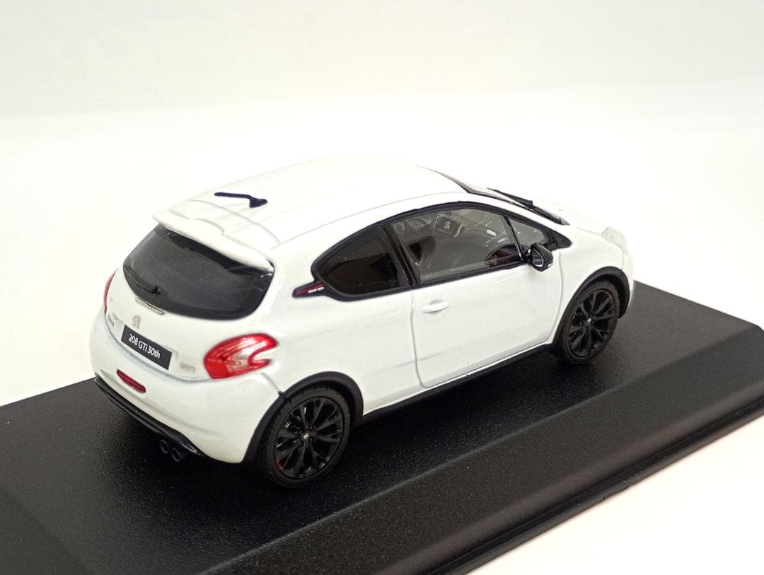 ノレブ 1/43 プジョー 208 GTi 30TH 2014 パールホワイト