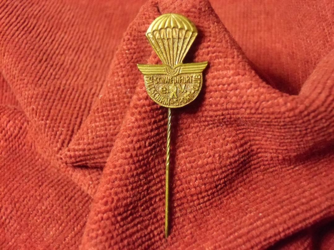 ＢＷドイツ軍/連邦軍＊シュヴァインフルト空挺スポーツクラブメンバーピン（実物）