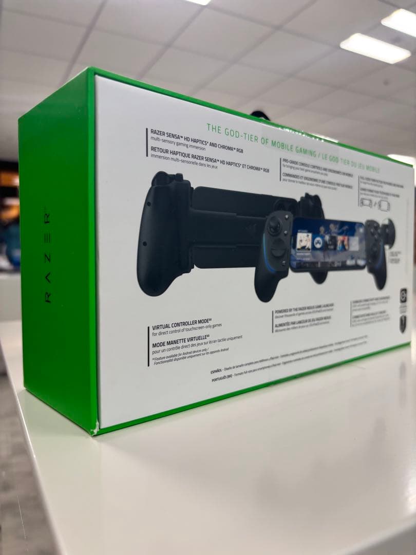 新品　レイザー　KISHI ULTRA モバイルゲーミングコントローラー