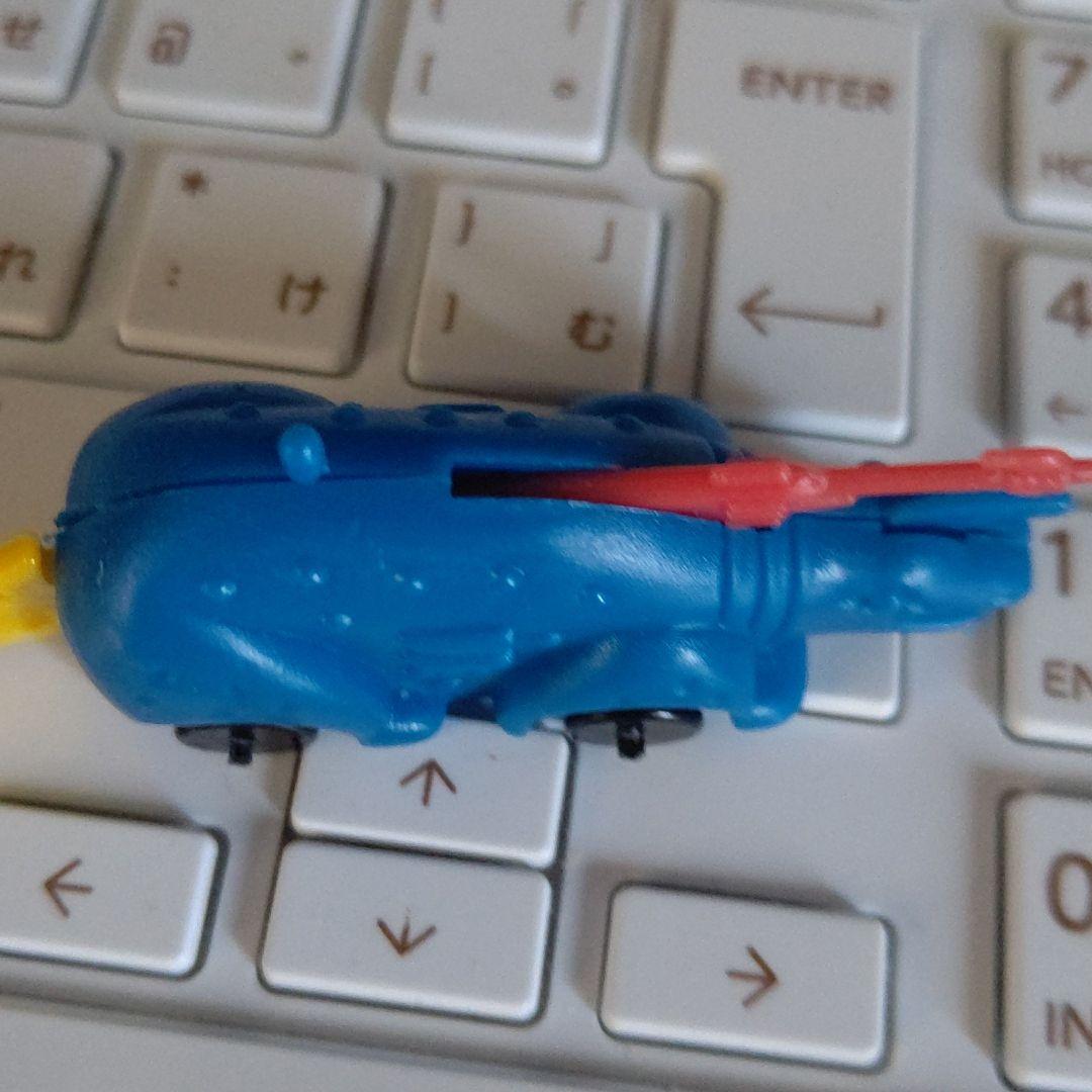 グリコおまけ　昭和レトロ　恐竜　車　戦闘