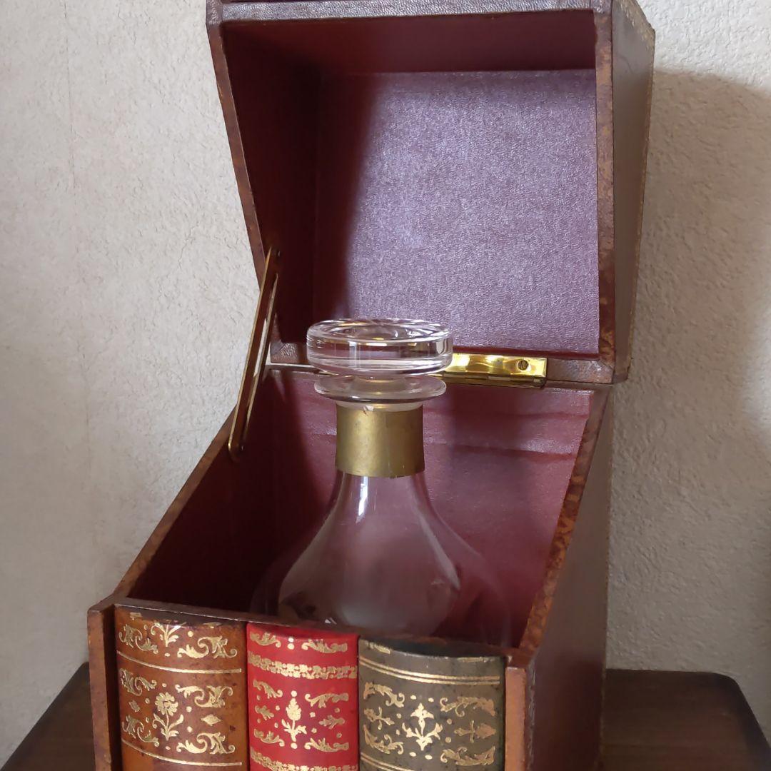 ナポレオンブック型デキャンタ