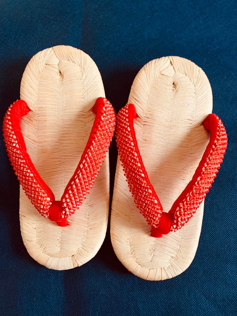 老舗伊と忠　本畳表草履　女の子　フォーマル　正絹絞りにベルベットの鼻緒　七五三