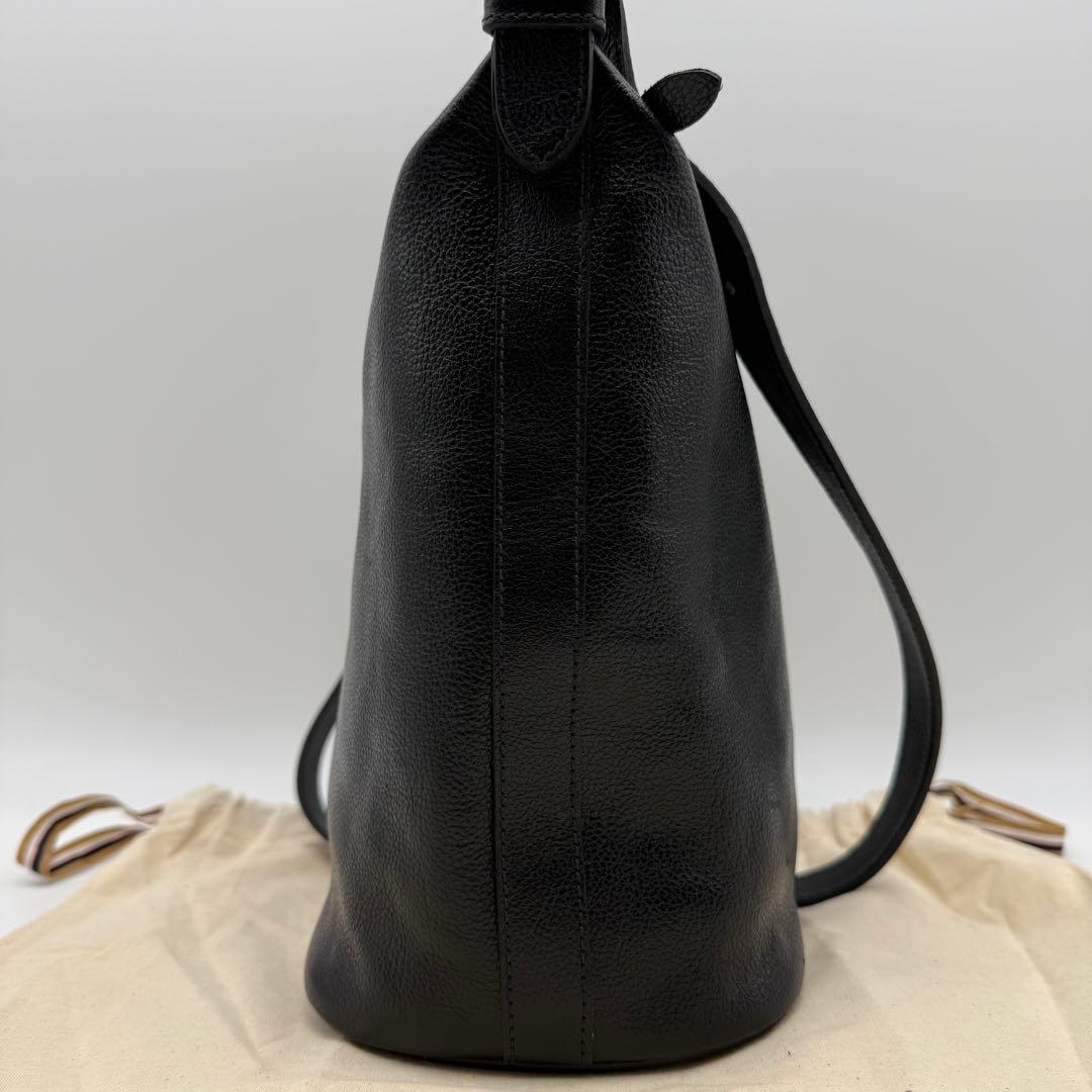 【未使用級】イルビゾンテ レザーショルダーバッグ バケツ ブラック 黒