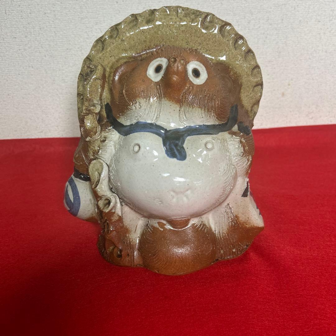 自宅保管品　狸の置物