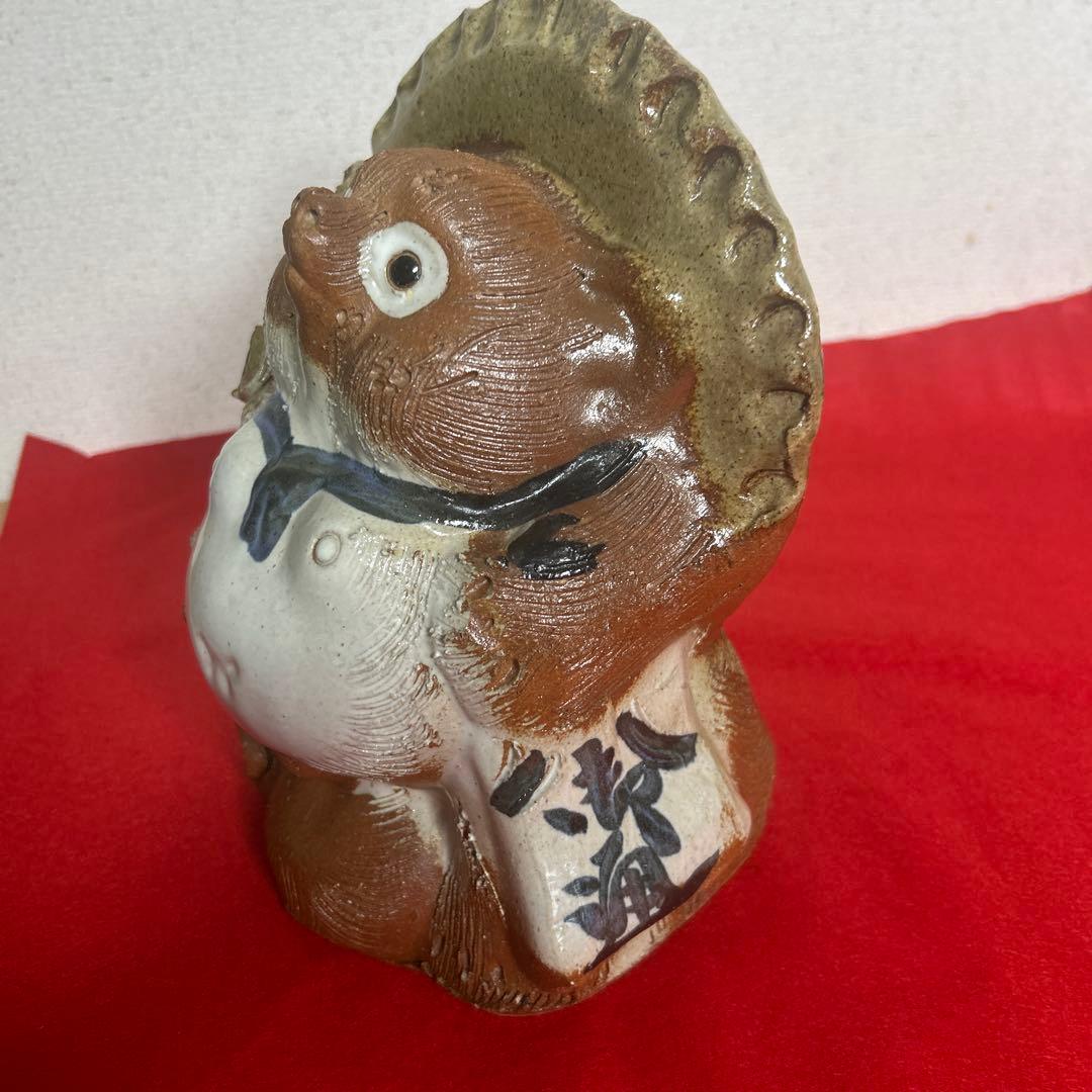 自宅保管品　狸の置物
