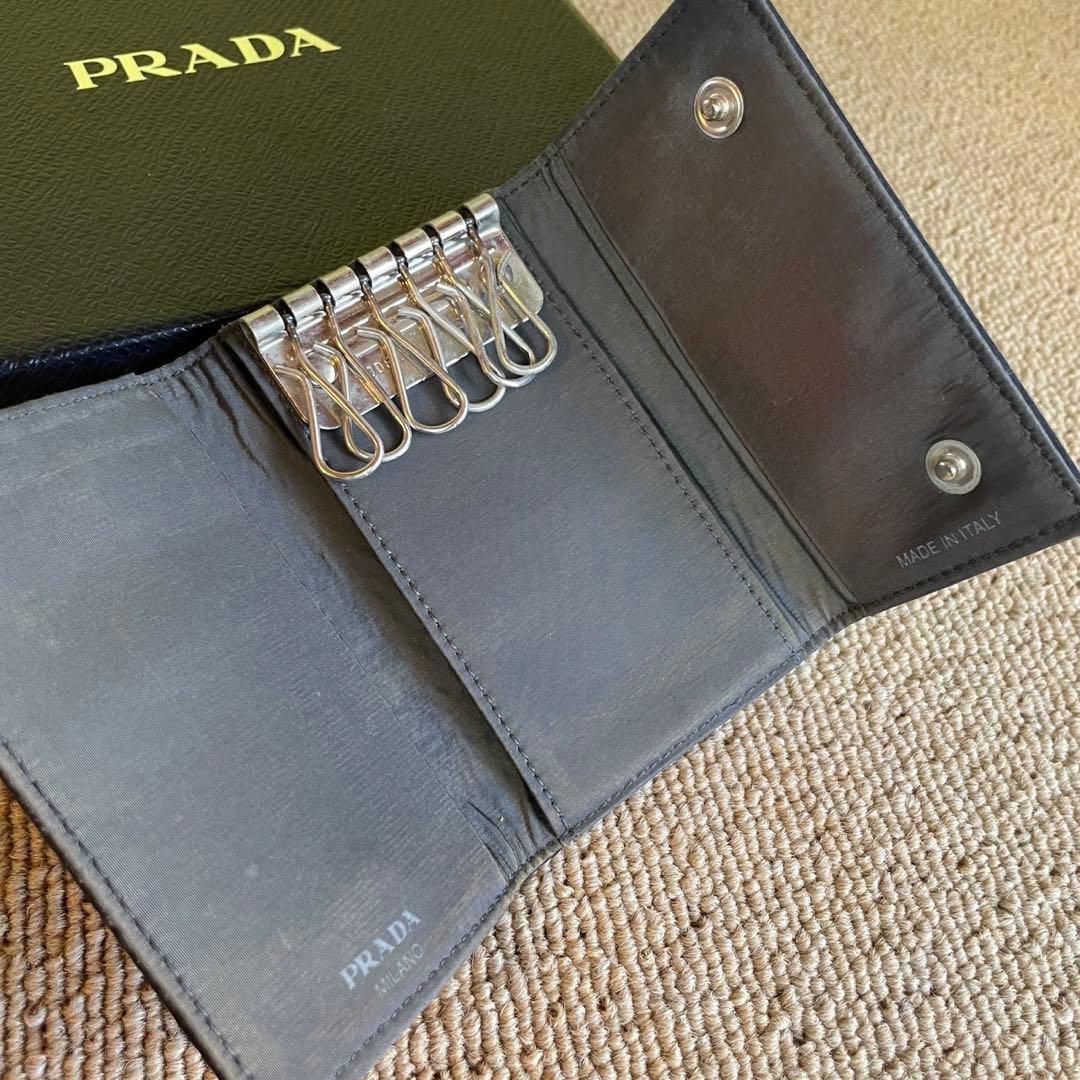 正規品❤️美品⭐️プラダ　PRADA 男女　キーケース　ブラック