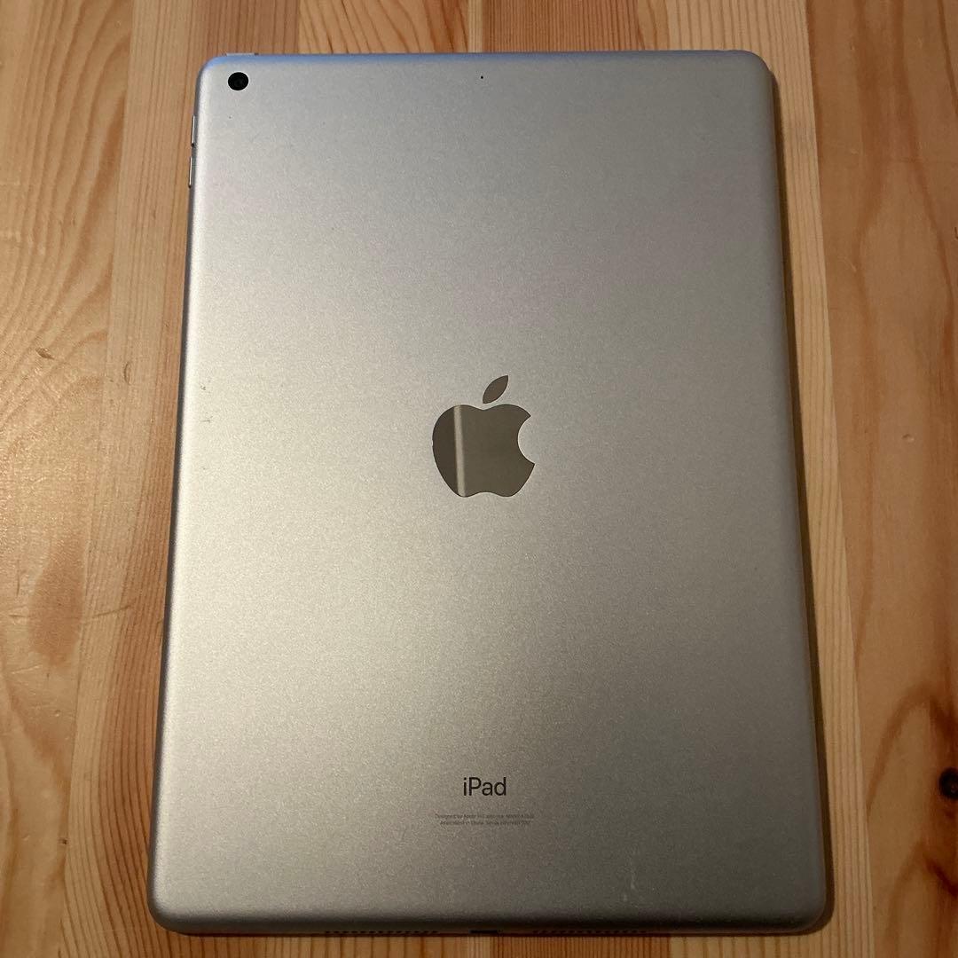 iPad 第9世代 シルバー 本体 ジャンク