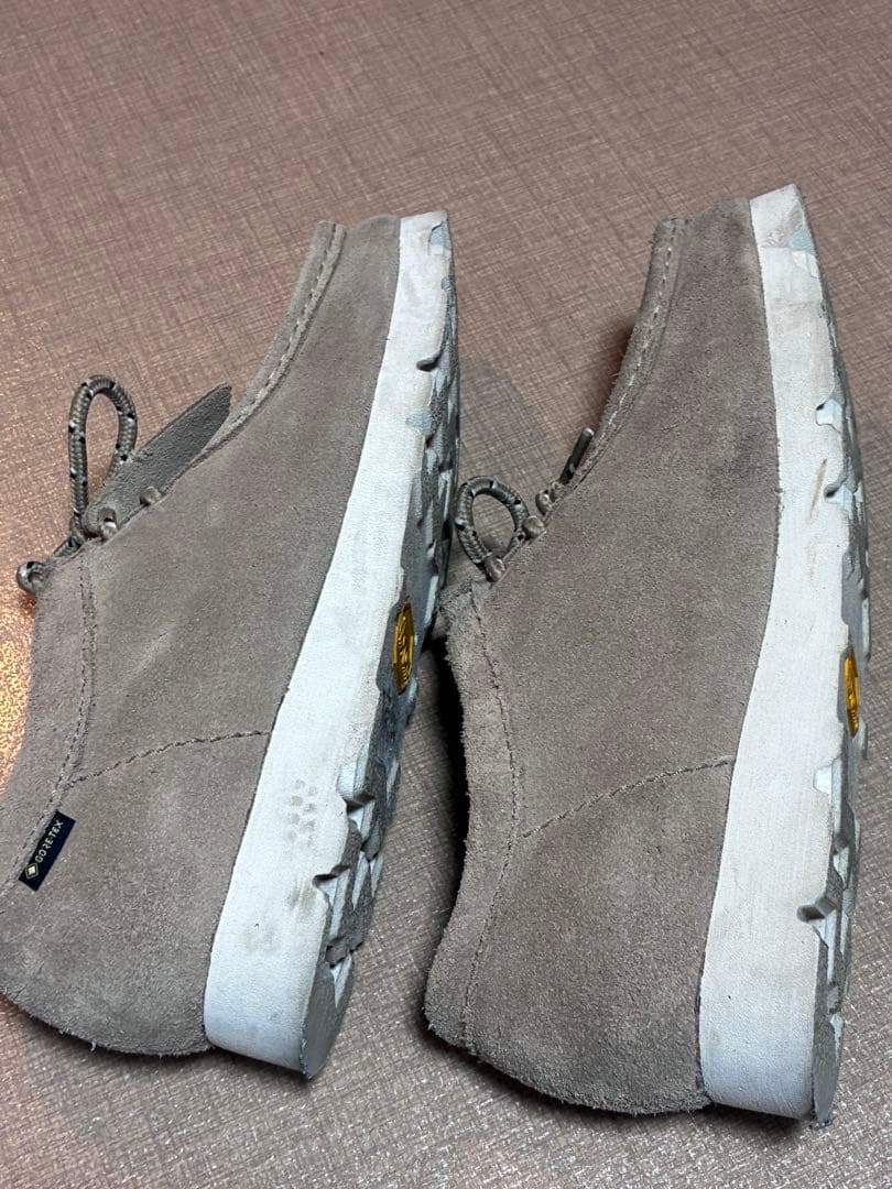 GORE-TEX クラークス　Clarksベージュ スエード モカシン