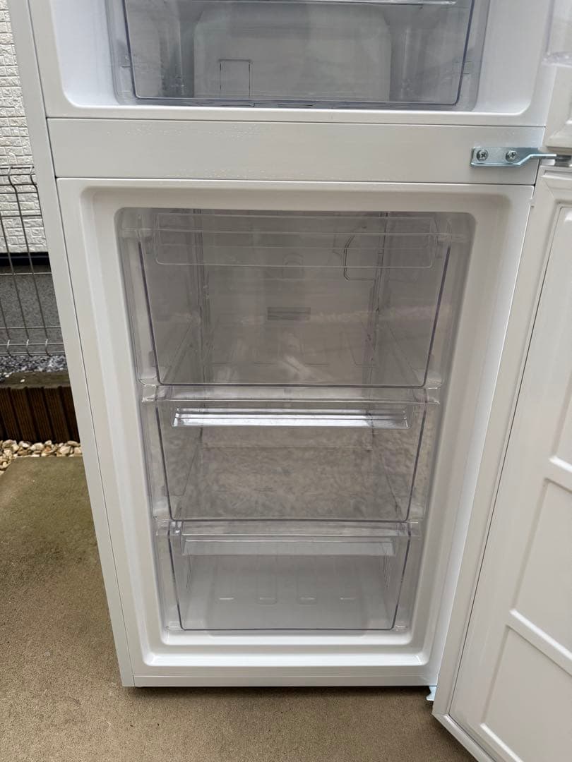 シャープ SHARP 冷蔵庫 230L 2024年式 SJ-BD23M-W