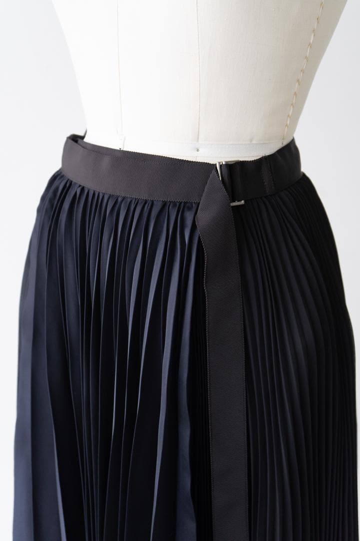 sacai サカイ プリーツ スカート
