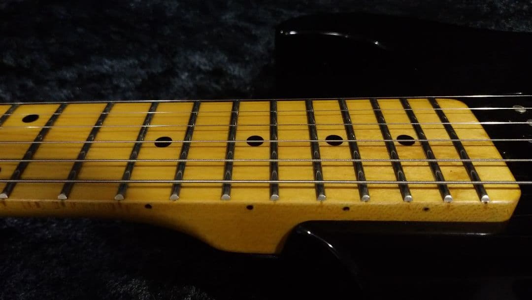 ギター Washburn SS-40 B / STEVE STEVENS model