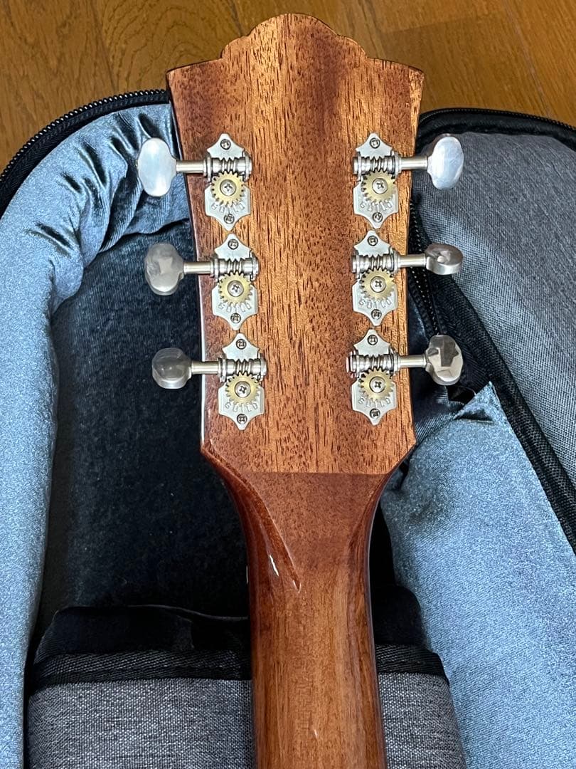 【美品】GUILD OM-120 アコースティックギターギルド