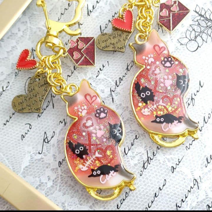 猫ちゃん達のピクニック♪︎　他レジンキーホルダー計9点　ハンドメイド