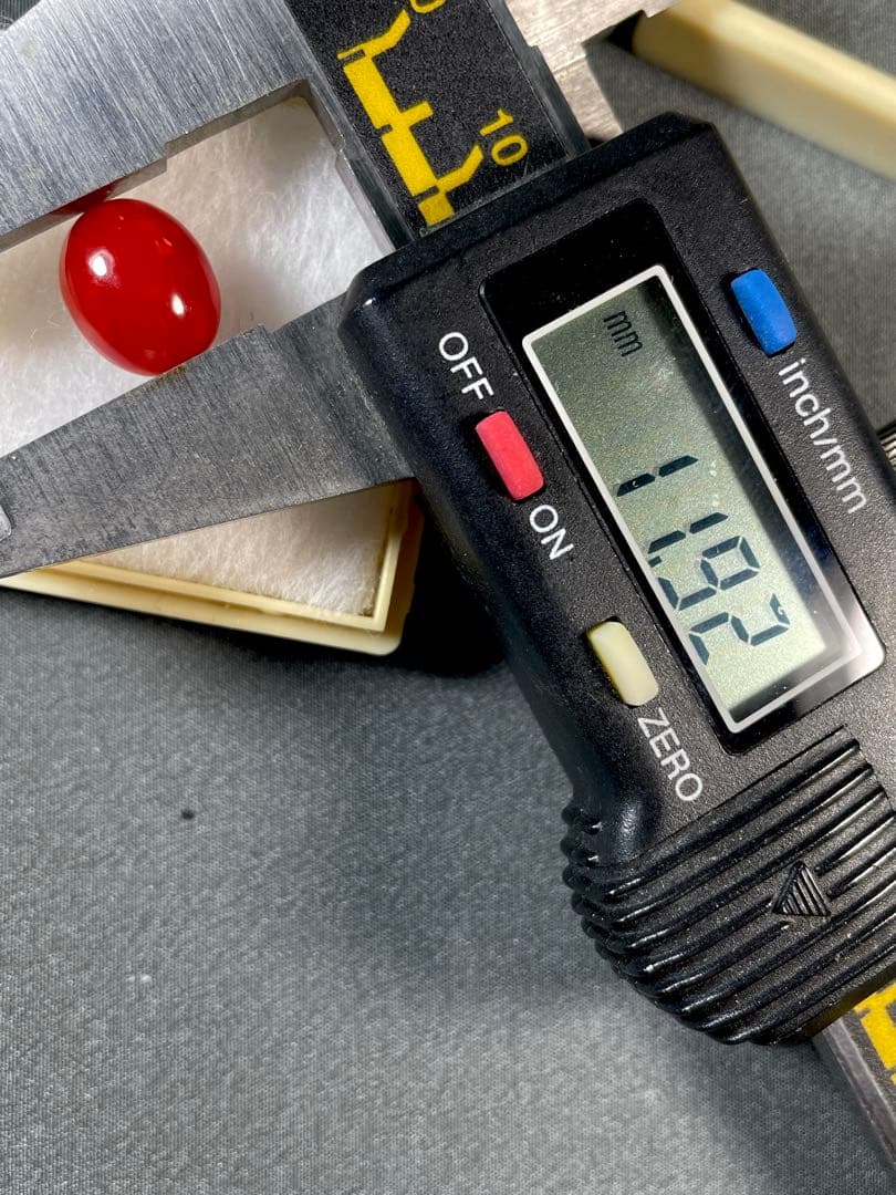 天然赤珊瑚 ルース (指輪用) Ｌー33