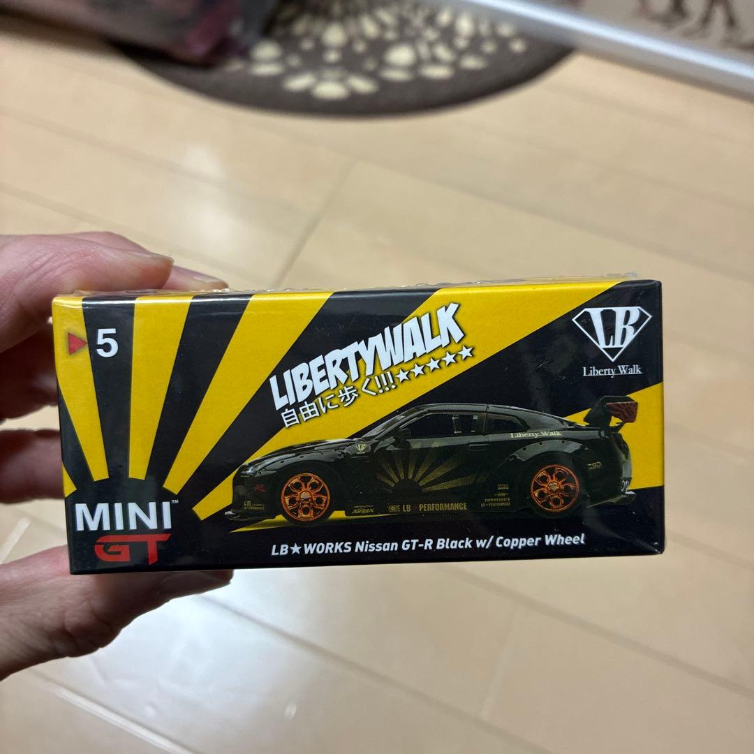 MINI GT LIBERTY WALK LB★WORKS GT-R