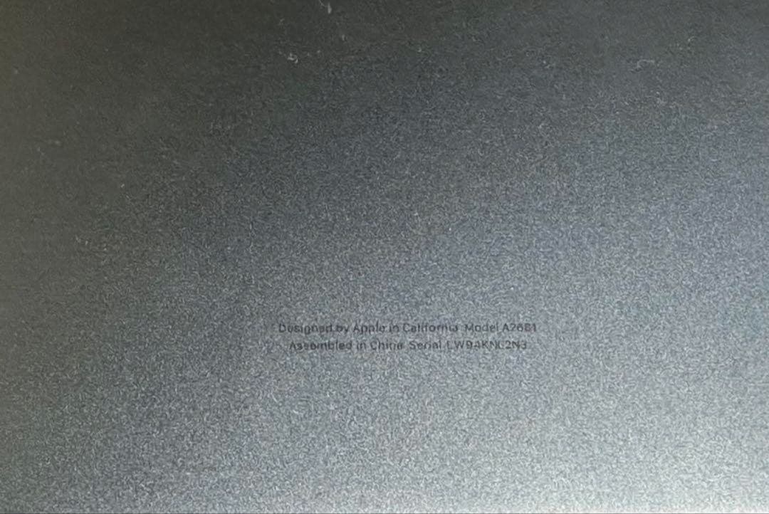 Apple M2チップ搭載13インチMacBook Air