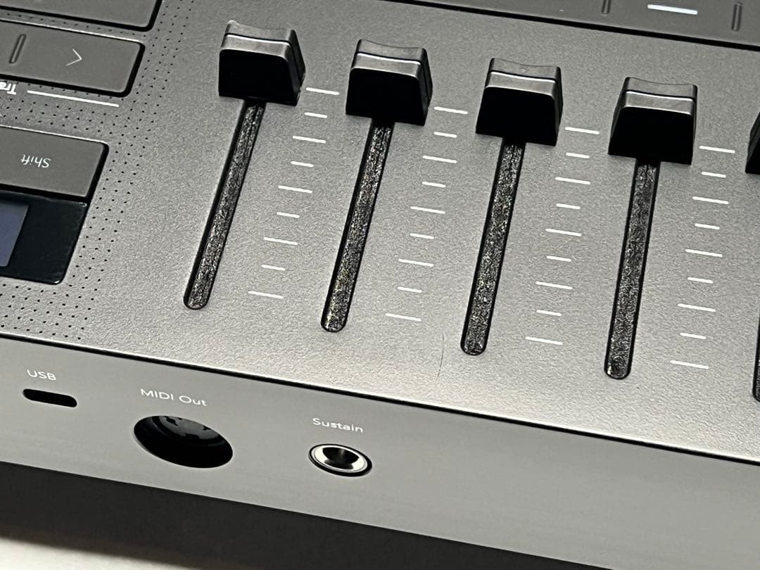 DTM・DAW Novation Launchkey 61 MK4