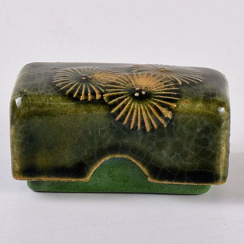 YUKI TANAKA加藤丈佳造　色絵金彩花文　香合　共布共箱　V8484