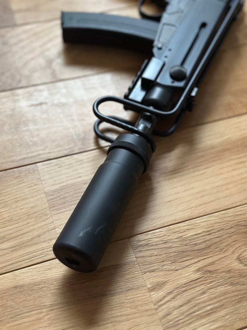 東京マルイ スコーピオン vz.61 電動ガン オマケ付き