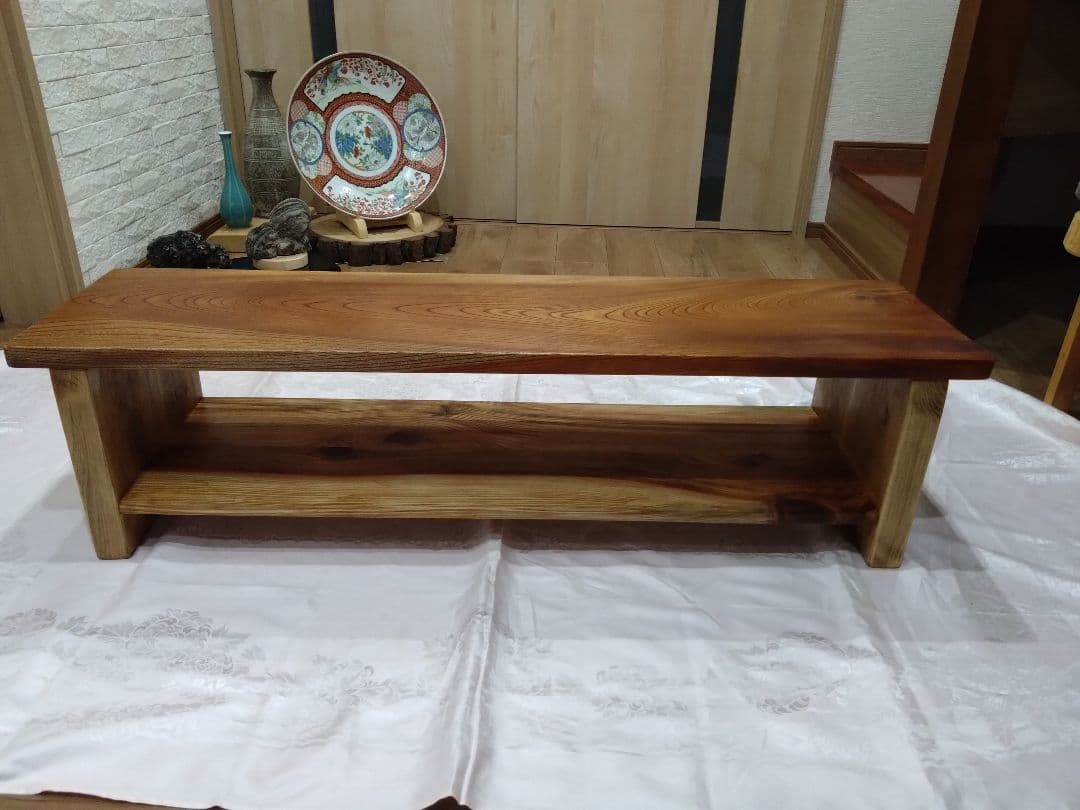 欅一枚板のテレビ台　Okinawa❕長寿のケヤキの杢目が綺麗ですよ