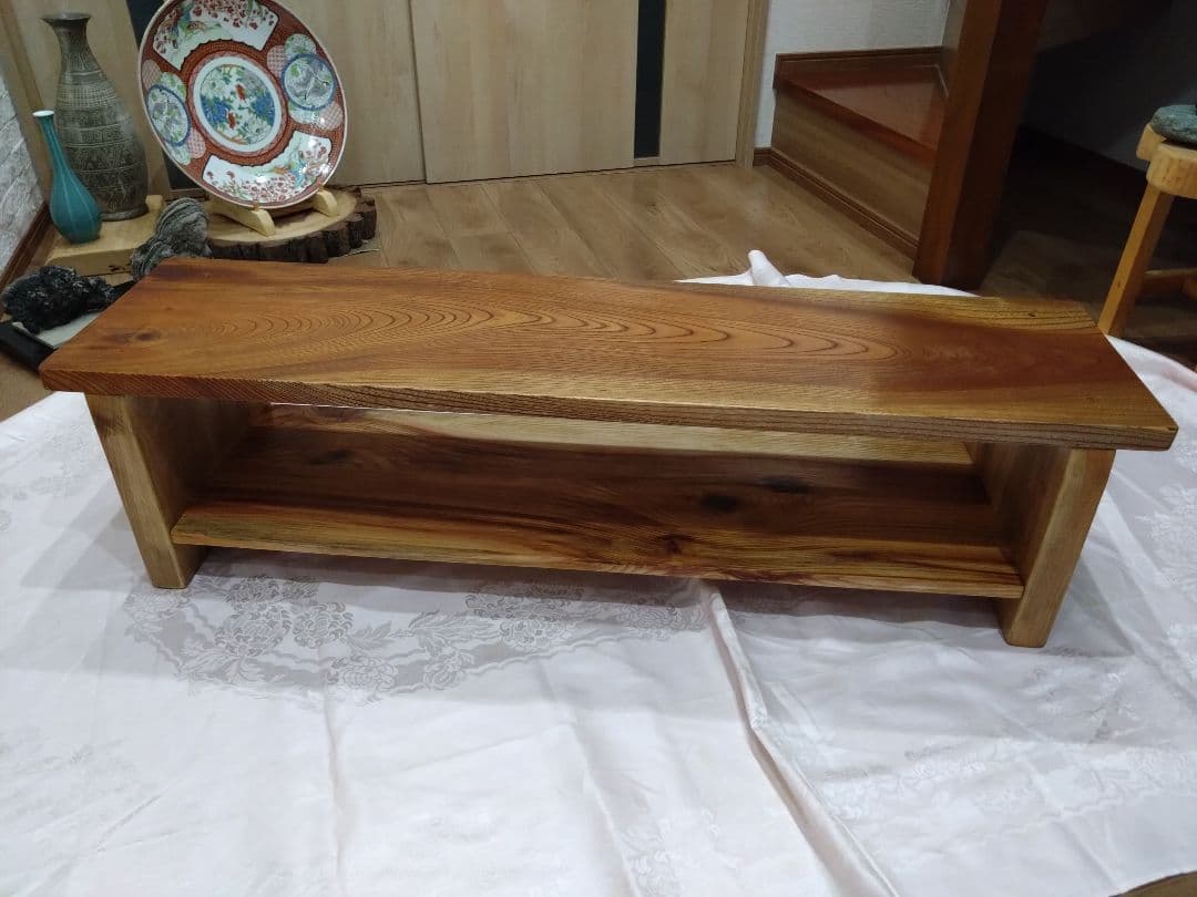 欅一枚板のテレビ台　Okinawa❕長寿のケヤキの杢目が綺麗ですよ