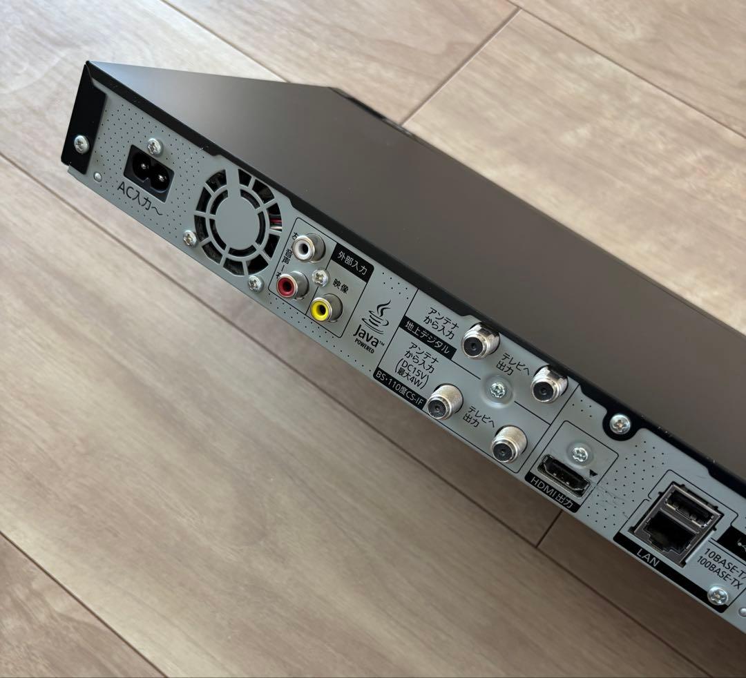 Panasonic　DMR-BWT560　ブルーレイレコーダー　DIGA