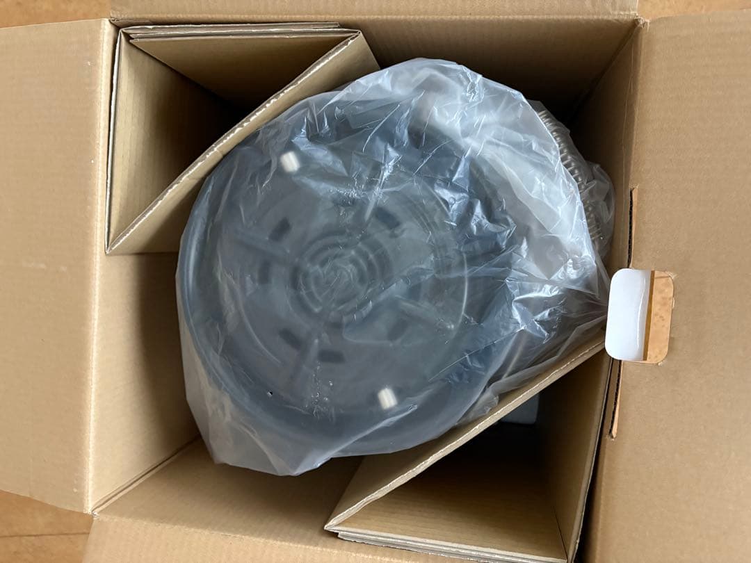 新品　イワタニ　カセットガスストーブ マル暖